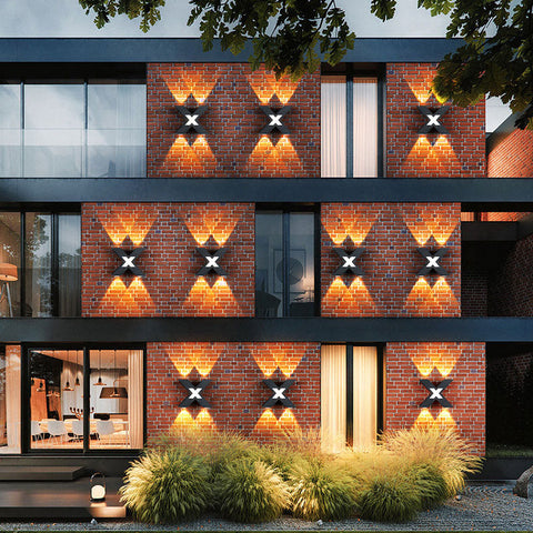 X-Design Outdoor LED Wall Light with Up-and-Down Beams
