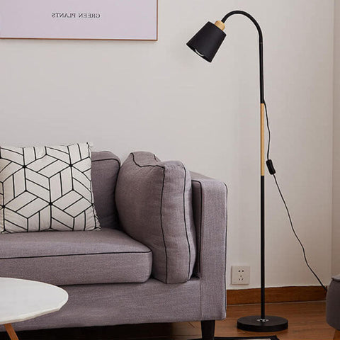 Minimalist Floor Lamp with Curved Neck and E27 Socket