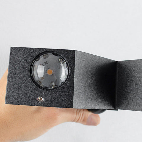 X-Design Outdoor LED Wall Light with Up-and-Down Beams
