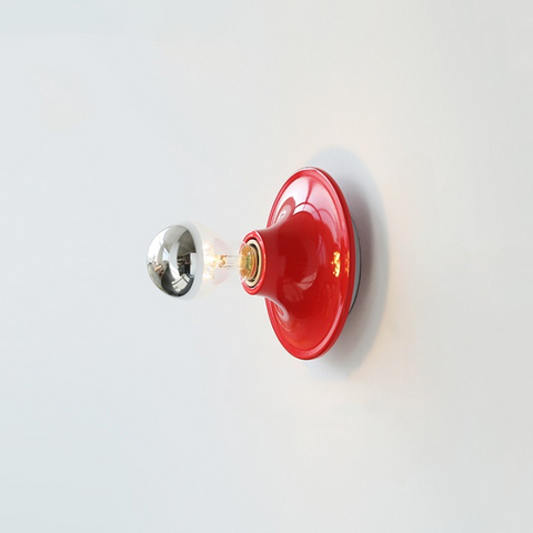 Wall Light with Bauhaus Curve and Exposed Bulb Design