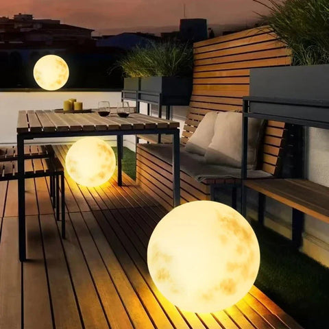Moon Shaped LED Outdoor Garden Lamp with USB Charging and Warm White Light