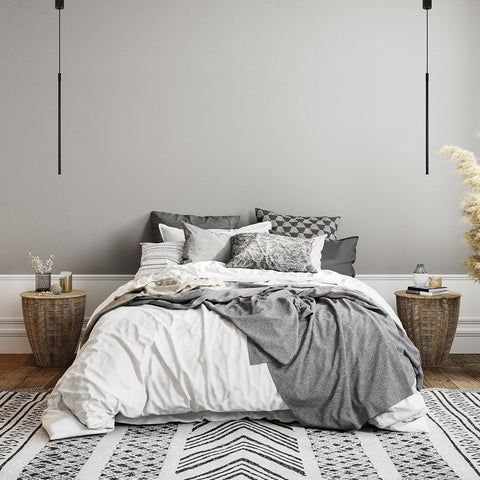 Minimalist Linear LED Pendant Light with Adjustable Suspension for Modern Interiors
