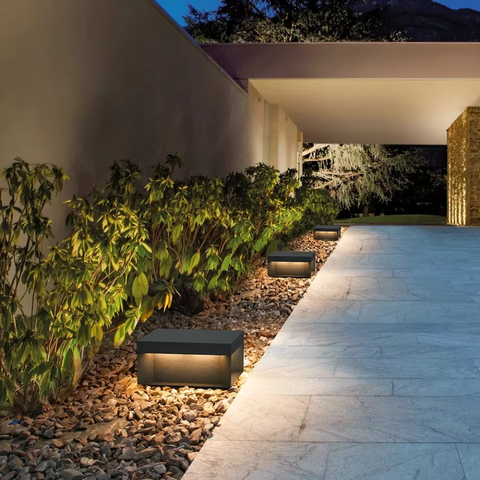 Outdoor Post Light with Square Glass Enclosure and LED Lighting