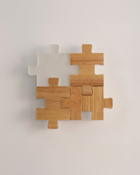 Wooden Puzzle LED Wall Lamp with Decorative Interlocking Design and Soft Ambient Lighting