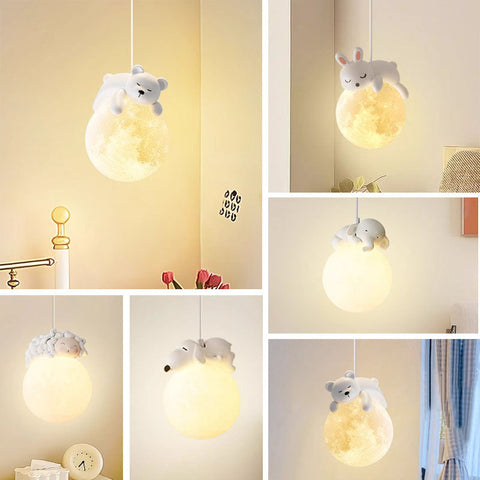 Moon Pendant Light with Resin Bear for Cozy Ambient Lighting