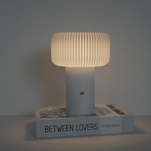 Mushroom-Shaped Table Lamp with Ribbed Shade, Three-Color Dimmable Lighting and Touch Control