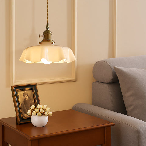 Scalloped Glass Pendant Light for Dining Rooms and Bedside Lighting