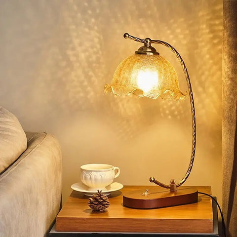 Flower Glass Shade Table Lamp