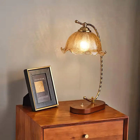 Flower Glass Shade Table Lamp