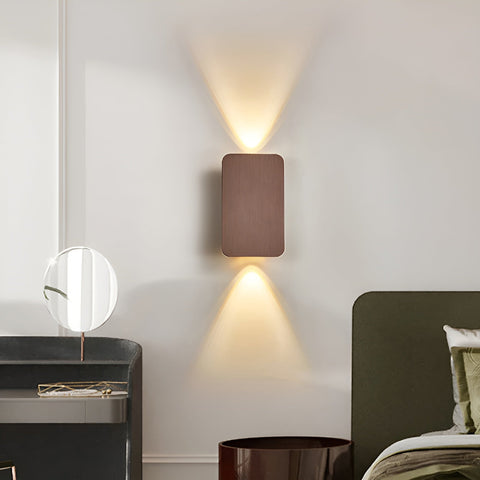 LED wall lamp with upward and downward light beam – Modern and atmospheric