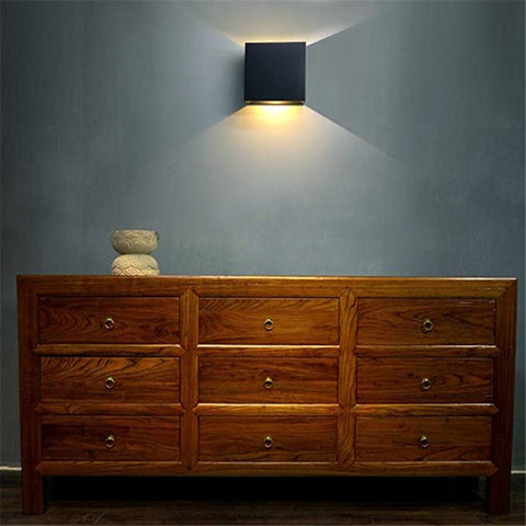 LED Cube Wall Light with Aluminum Body and Up and Down Illumination
