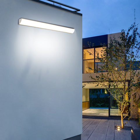Modern Outdoor LED Wall Light with Weather-Resistant Aluminum Design