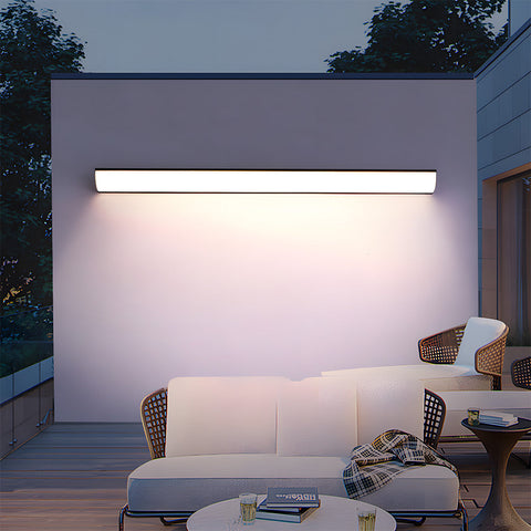 Modern Outdoor LED Wall Light with Weather-Resistant Aluminum Design