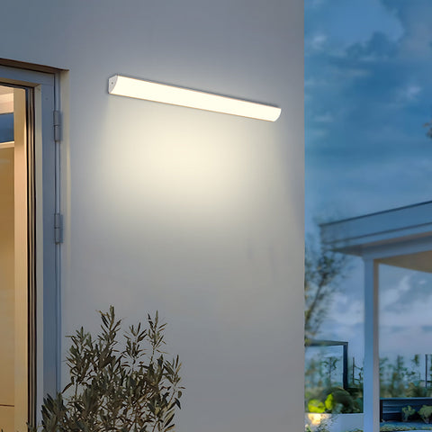 Modern Outdoor LED Wall Light with Weather-Resistant Aluminum Design