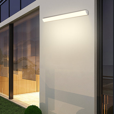 Modern Outdoor LED Wall Light with Weather-Resistant Aluminum Design