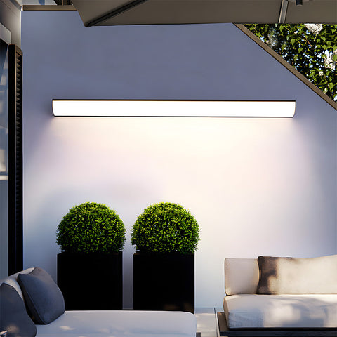 Modern Outdoor LED Wall Light with Weather-Resistant Aluminum Design
