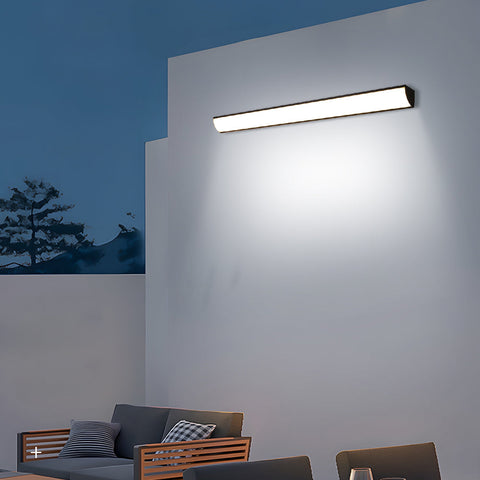 Modern Outdoor LED Wall Light with Weather-Resistant Aluminum Design