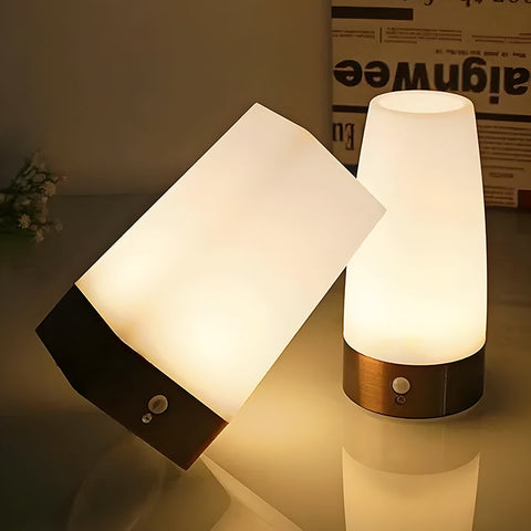 Motion Sensor LED Table Lamp with Battery Power for Convenient Indoor Lighting
