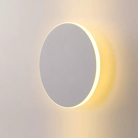 Round Aluminum LED Wall Sconce for Hallways, Bedrooms, and Living Rooms