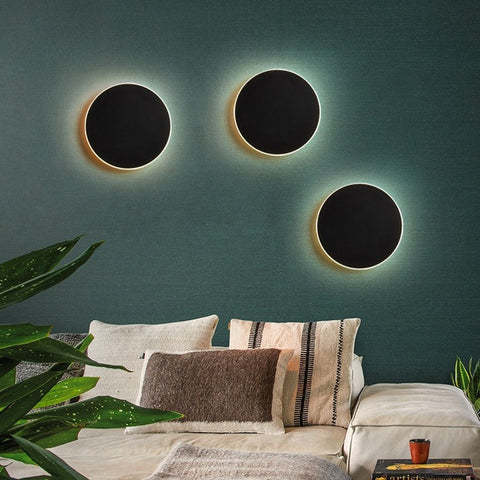 Round Aluminum LED Wall Sconce for Hallways, Bedrooms, and Living Rooms