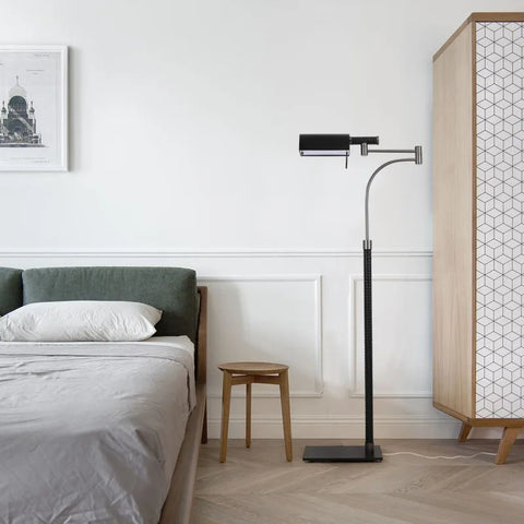 Modern Metal Floor Lamp with Adjustable Horizontal Lamp Head