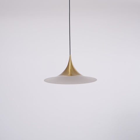 Sculptural Metal Pendant Light for Dining Room and Kitchen Lighting