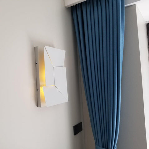 Wall Light with Geometric Aluminum Relief and Integrated LED