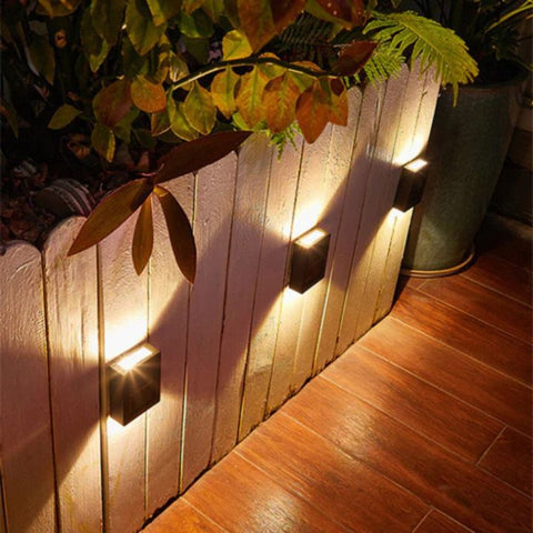 Solar Powered Outdoor Wall Light with Automatic Dusk Sensor and Double Beam Lighting