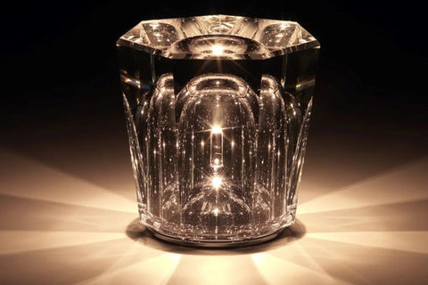 Rechargeable Faceted Acrylic Table Lamp with Diamond Pattern