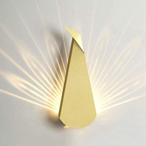 Modern Sculptural LED Wall Lamp with Aluminium Body and Warm 3000K Lighting