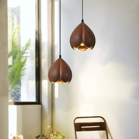 Petal-Shaped Resin Pendant Light for Bedroom and Dining Area Lighting