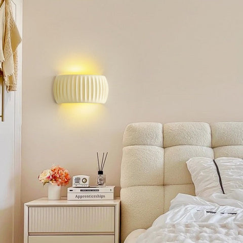 Ribbed Resin Wall Lamp with G9 Socket and Modern Decorative Design for Indoor Spaces