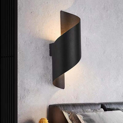 Modern Spiral Wall Light with Integrated LED Illumination and Sculptural Design