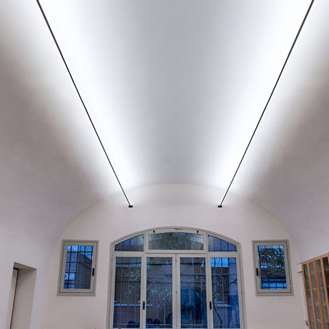Rotating Linear LED Ceiling Light for Flexible Room Lighting