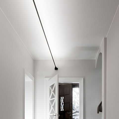 Rotating Linear LED Ceiling Light for Flexible Room Lighting